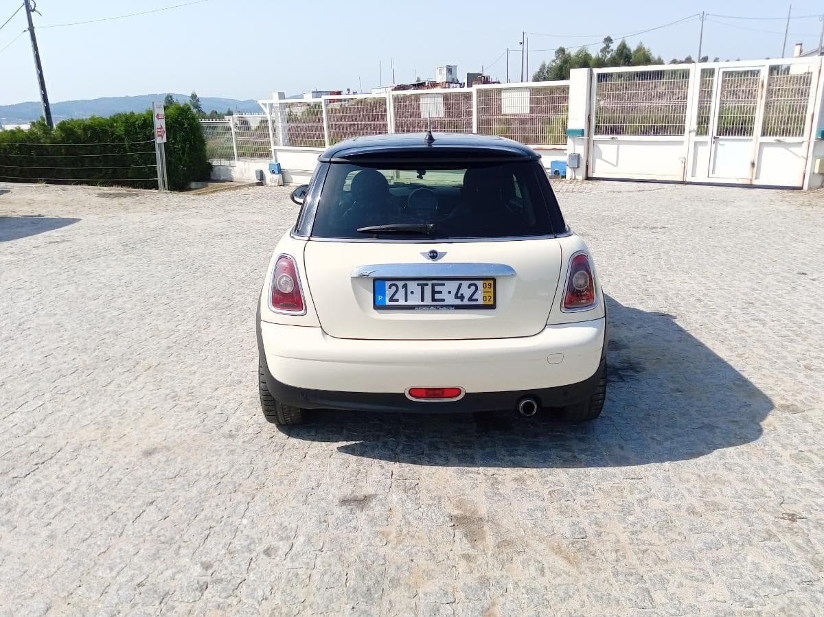 Mini Cooper D · Ano 2009 — imagem 5