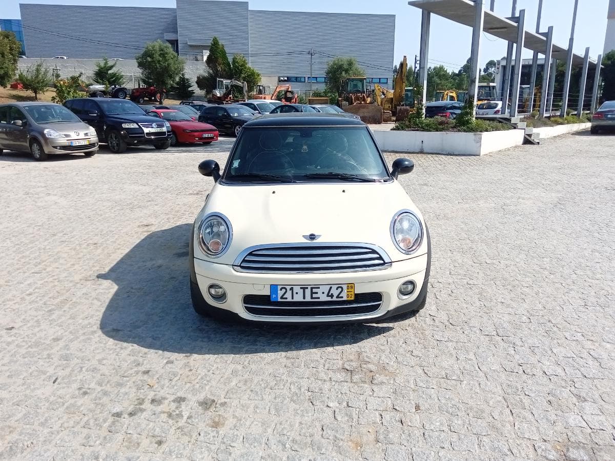 Mini Cooper D · Ano 2009 — imagem 2