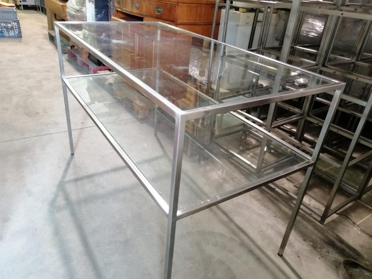 Mesa expositora — image 1