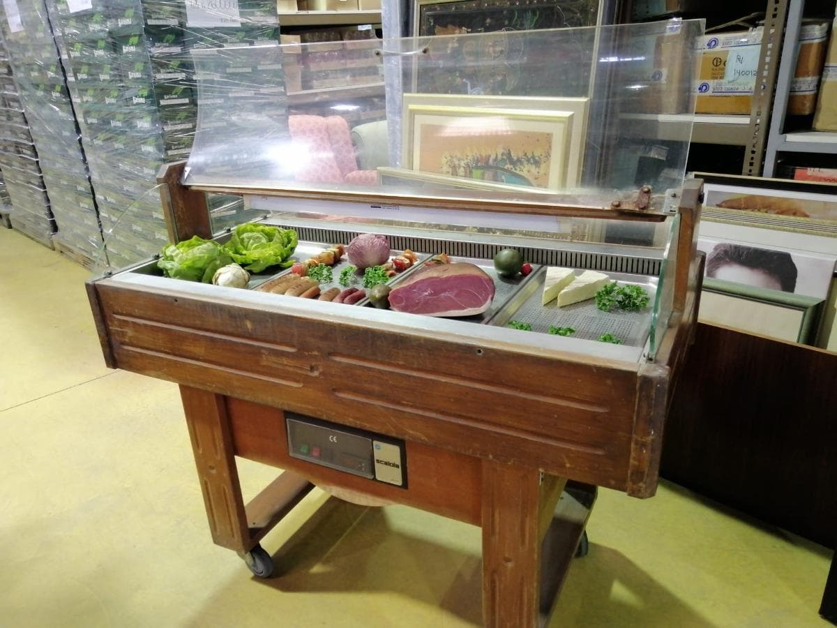 Ilha Expositora Alimentos