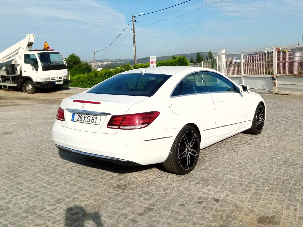 Mercedes-Benz E220 CDI · Ano 2014 — imagem 5