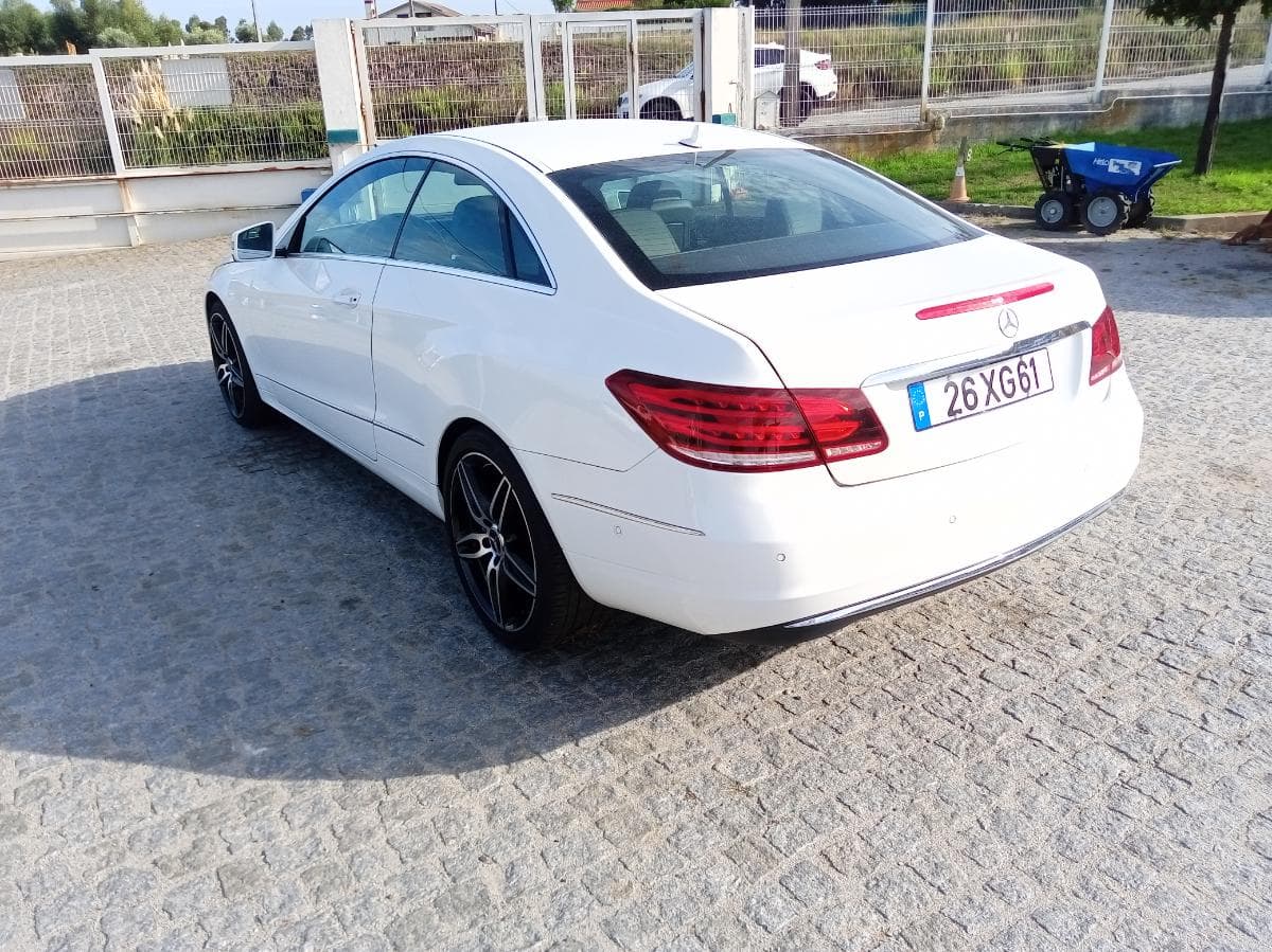 Mercedes-Benz E220 CDI · Ano 2014 — imagem 7