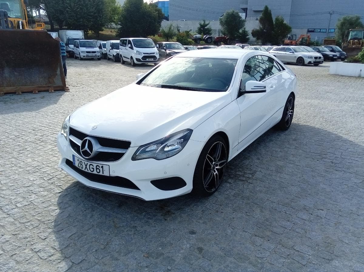 Mercedes-Benz E220 CDI · Ano 2014 — imagem 4