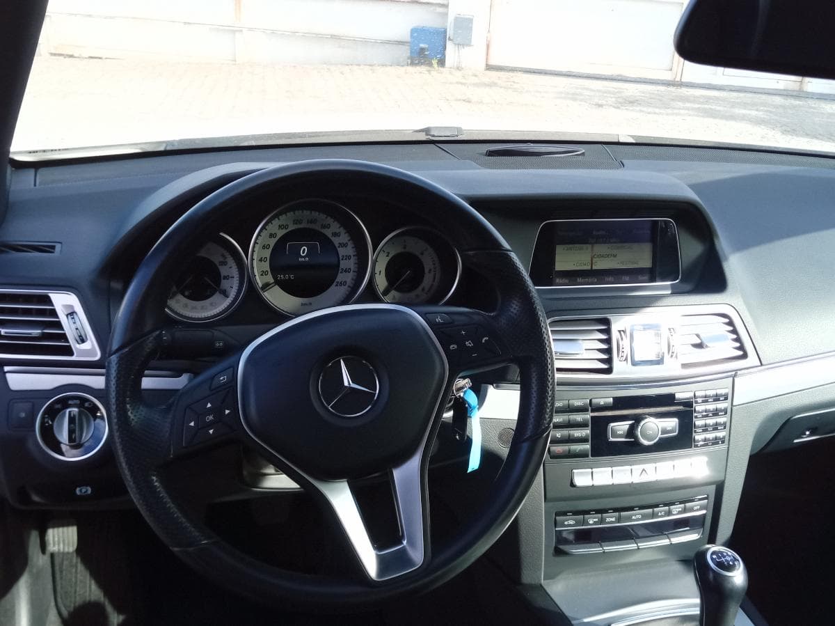 Mercedes-Benz E220 CDI · Ano 2014 — imagem 22