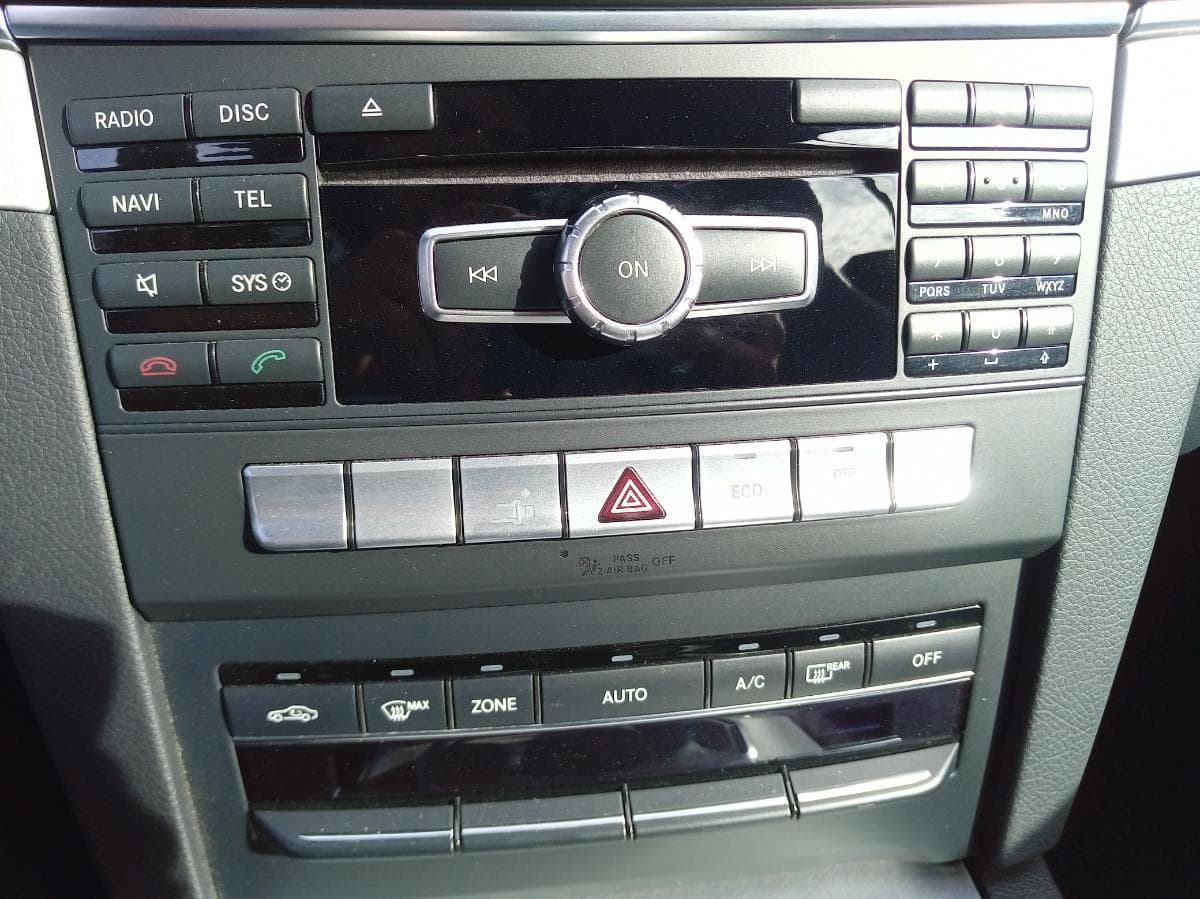 Mercedes-Benz E220 CDI · Ano 2014 — imagem 27