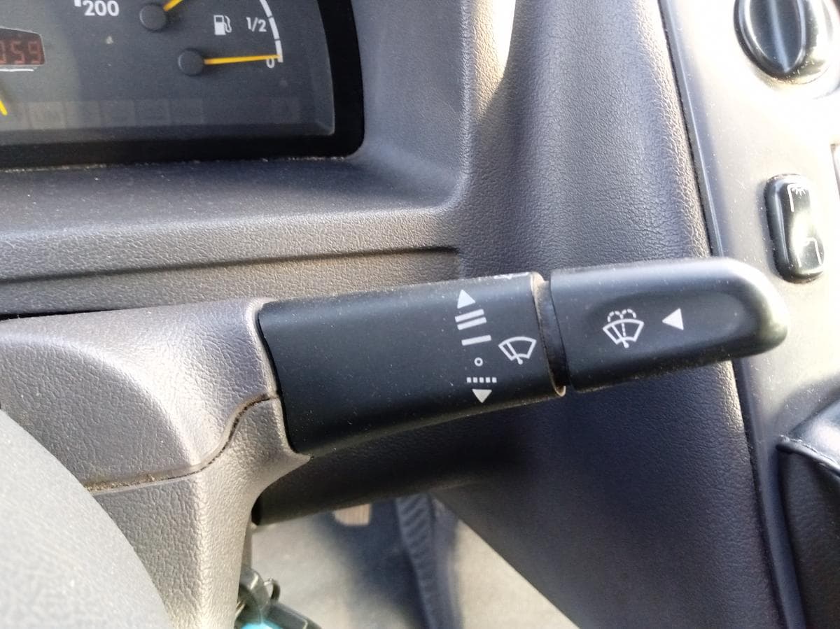 Mercedes-Benz 110 CDI · Ano 1999 — imagem 16