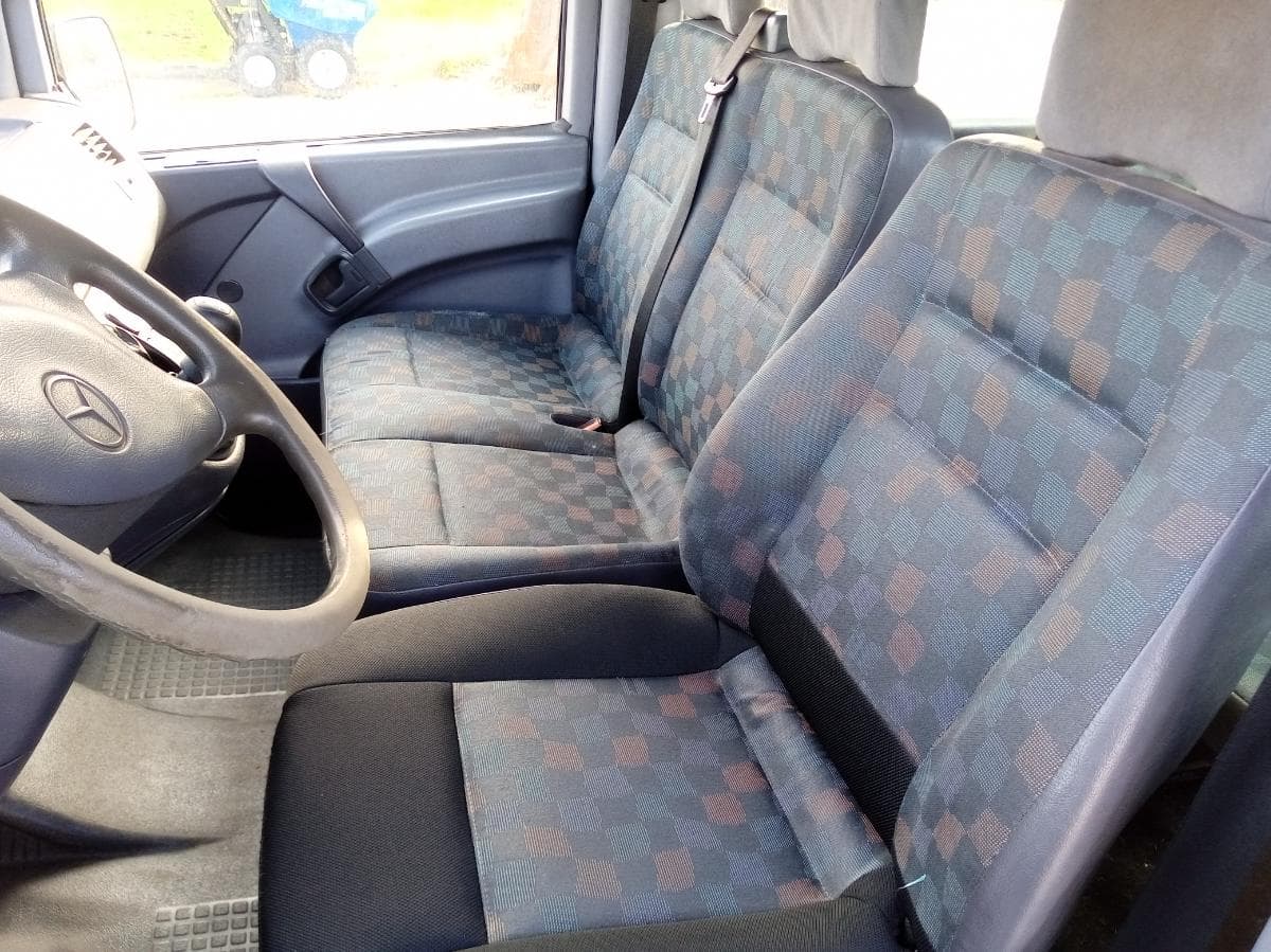 Mercedes-Benz 110 CDI · Ano 1999 — imagem 26