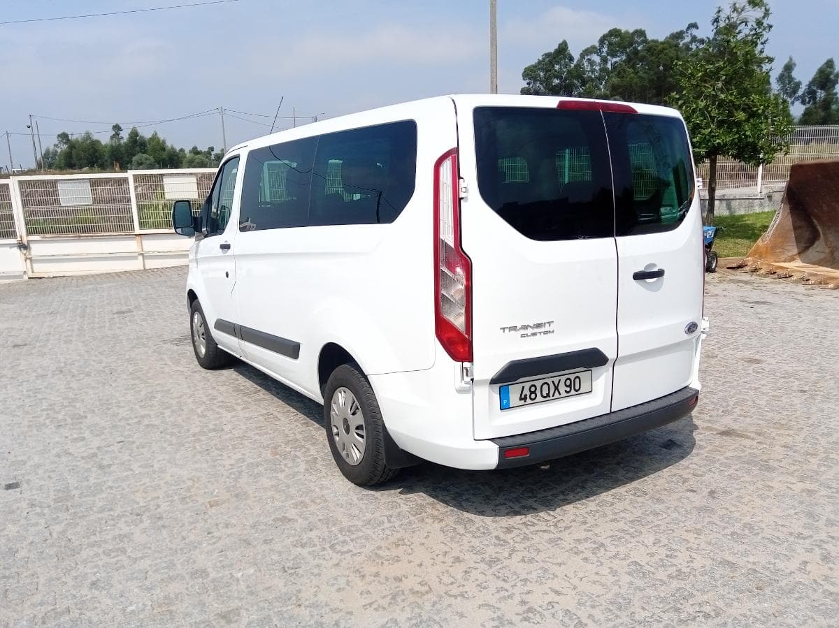 Ford Transit Custom 2.2 TDCI · Ano 2016 — imagen 4