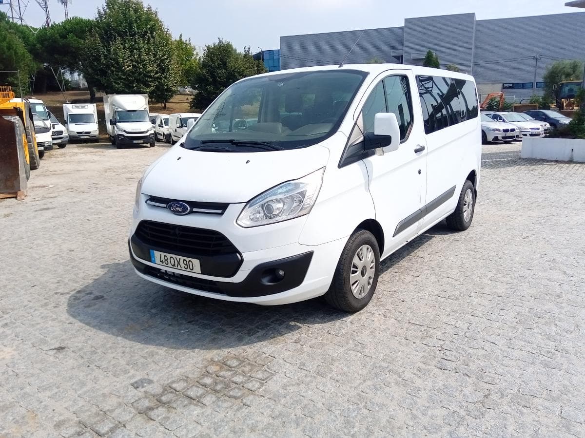 Ford Transit Custom 2.2 TDCI · Ano 2016 — imagen 3
