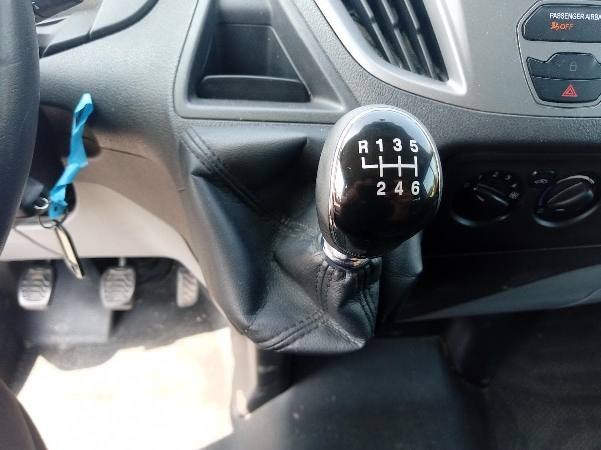 Ford Transit Custom 2.2 TDCI · Ano 2016 — imagen 17