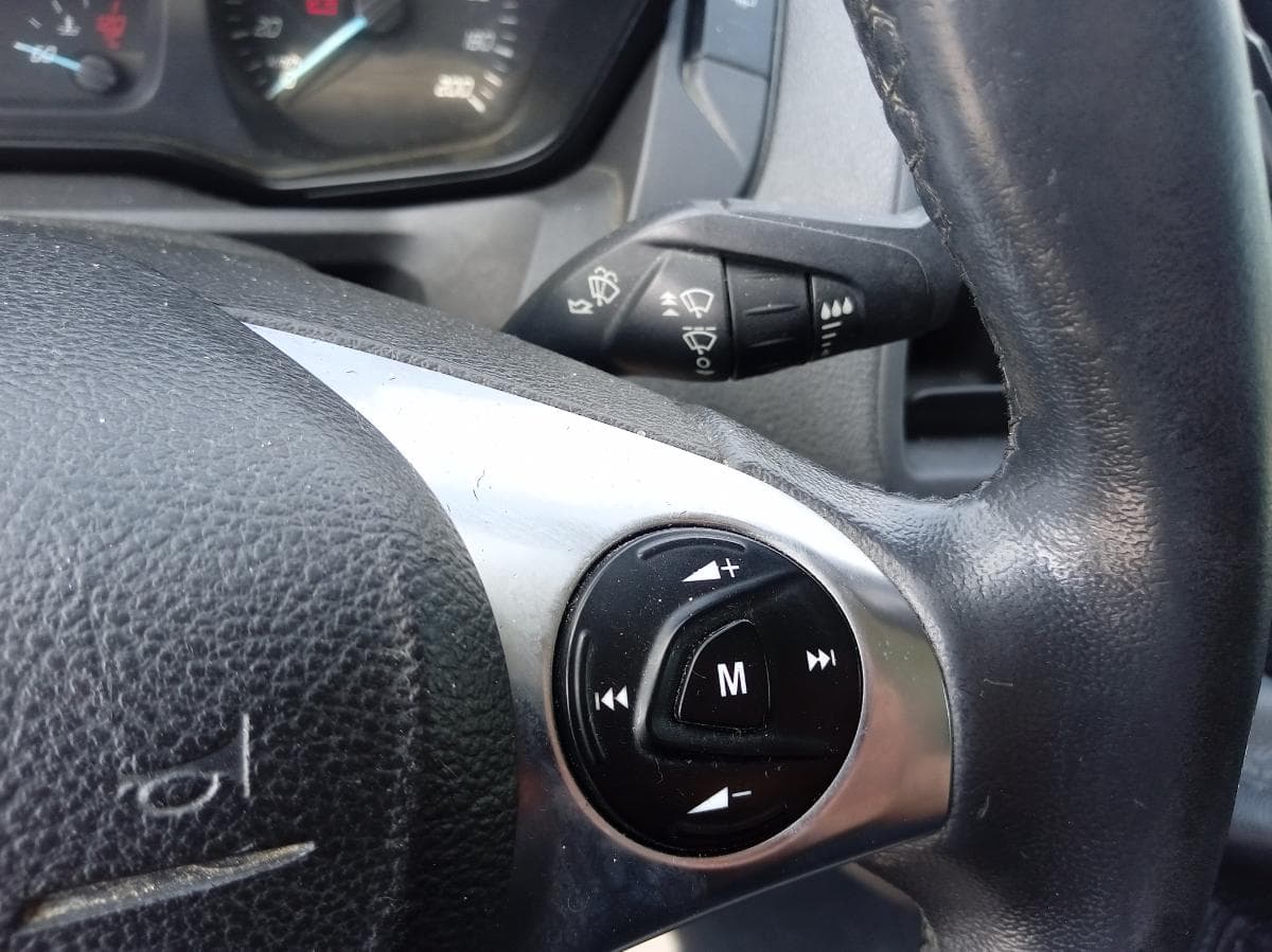 Ford Transit Custom 2.2 TDCI · Ano 2016 — imagen 26