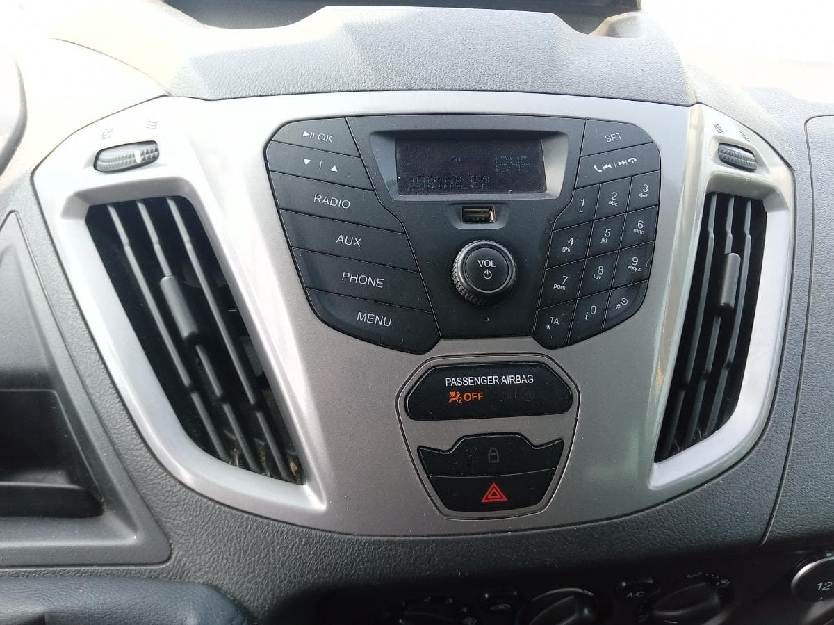 Ford Transit Custom 2.2 TDCI · Ano 2016 — imagen 28