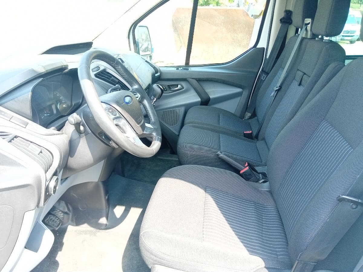 Ford Transit Custom 2.2 TDCI · Ano 2016 — imagen 29