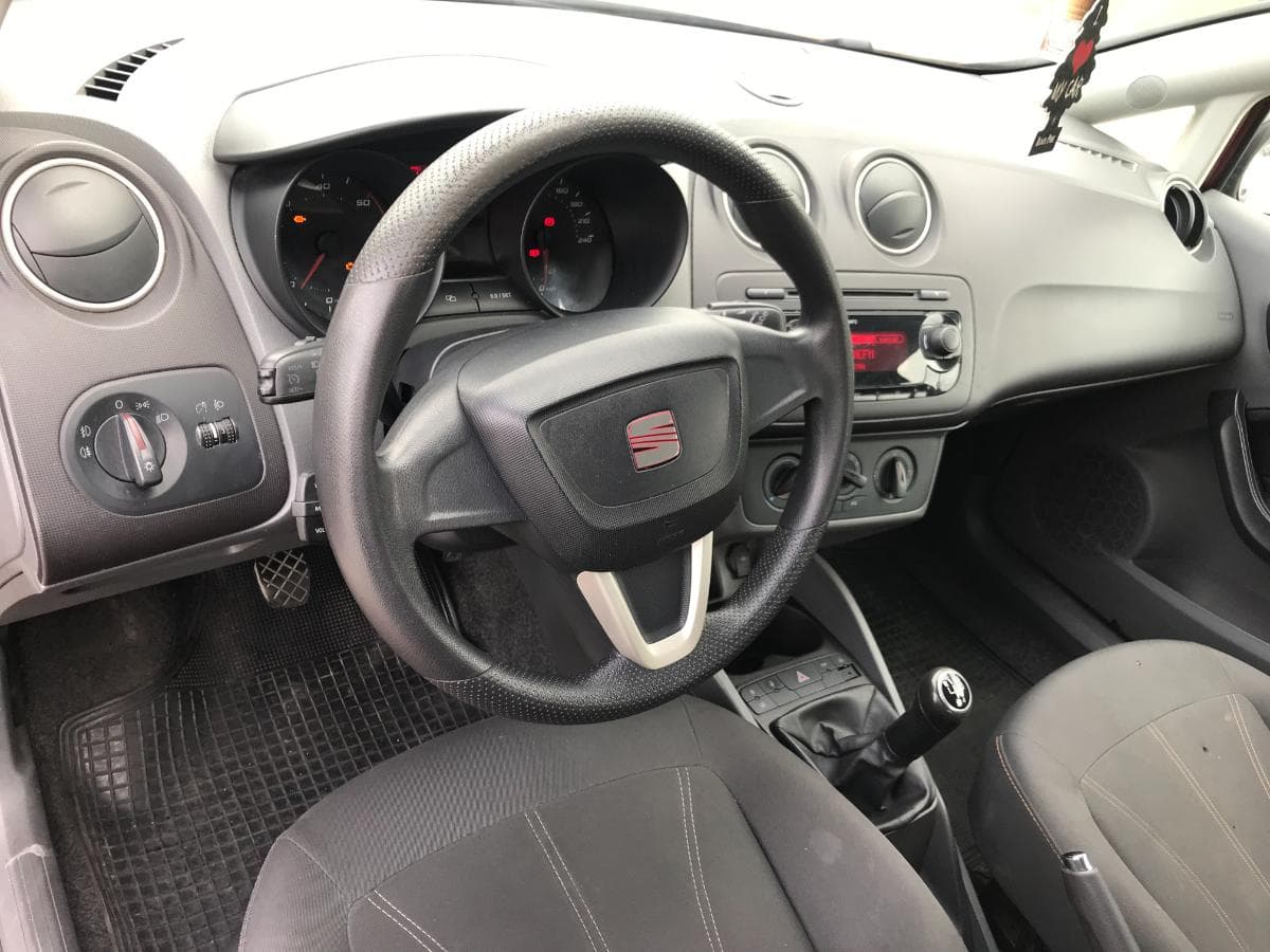 Seat Ibiza 1.2 TDI · Ano 2011 — imagem 19