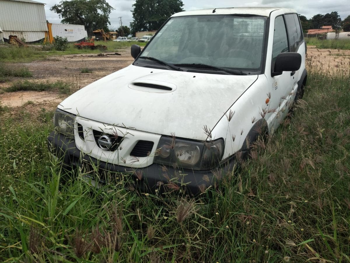 NISSAN · — imagen 1