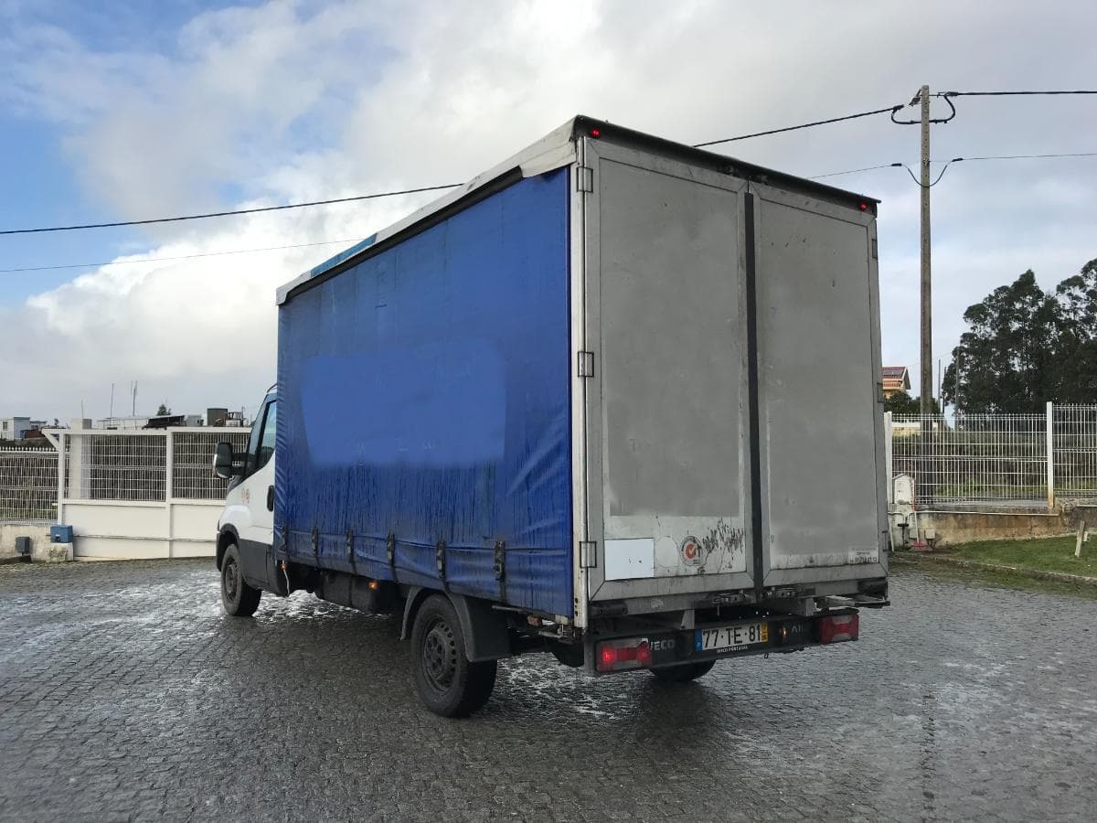 Iveco Daily · Ano 2017 — imagem 5
