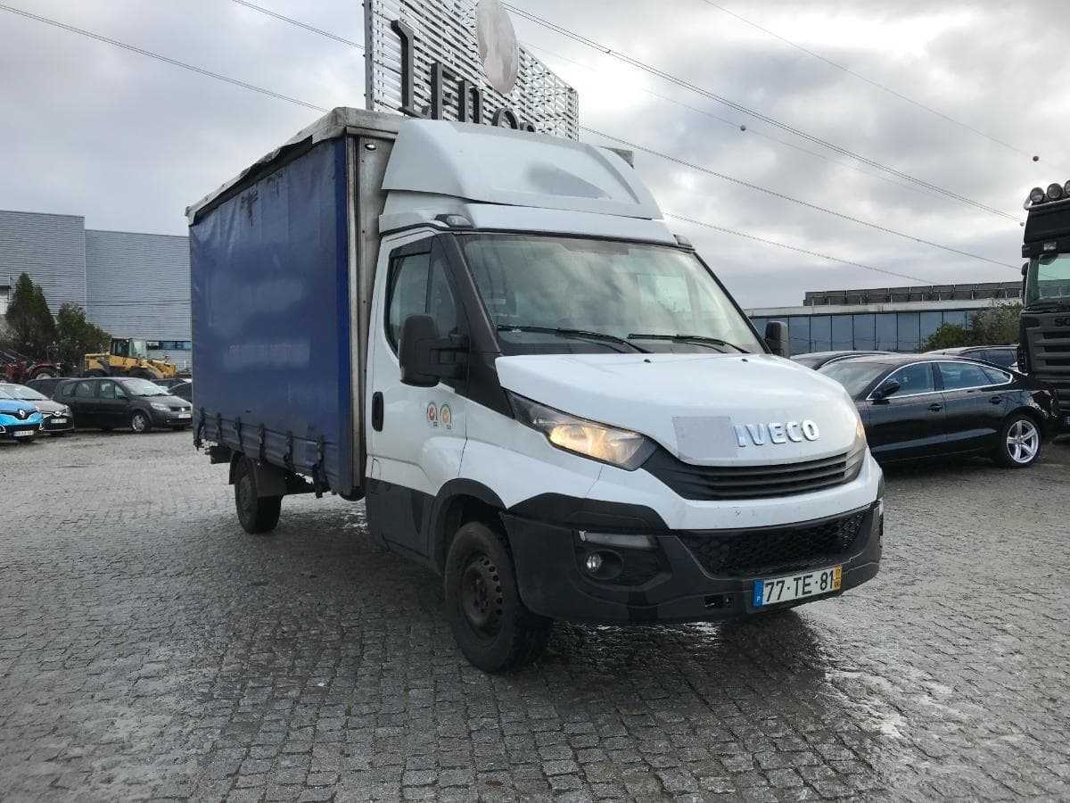 Iveco Daily · Ano 2017 — imagem 1