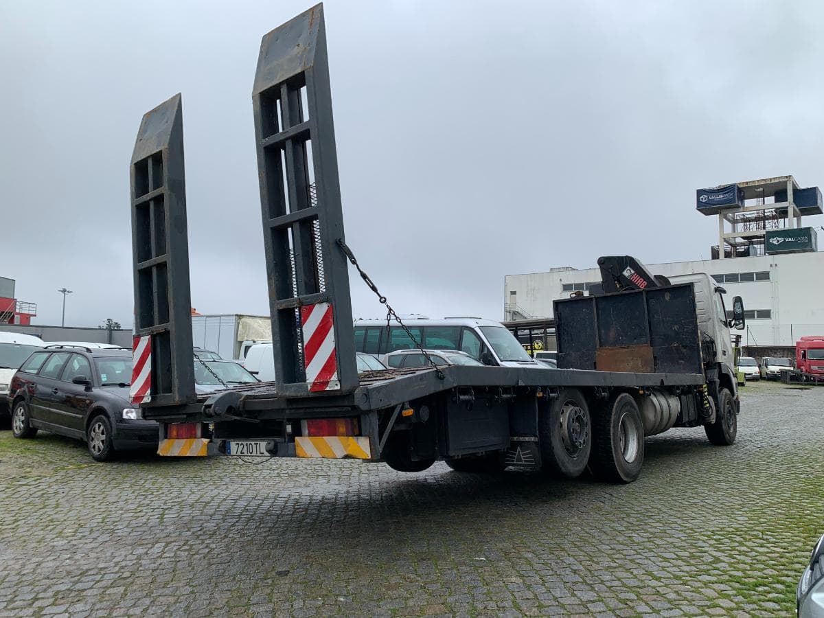 Volvo FH 380 · Ano 1994 — imagem 18