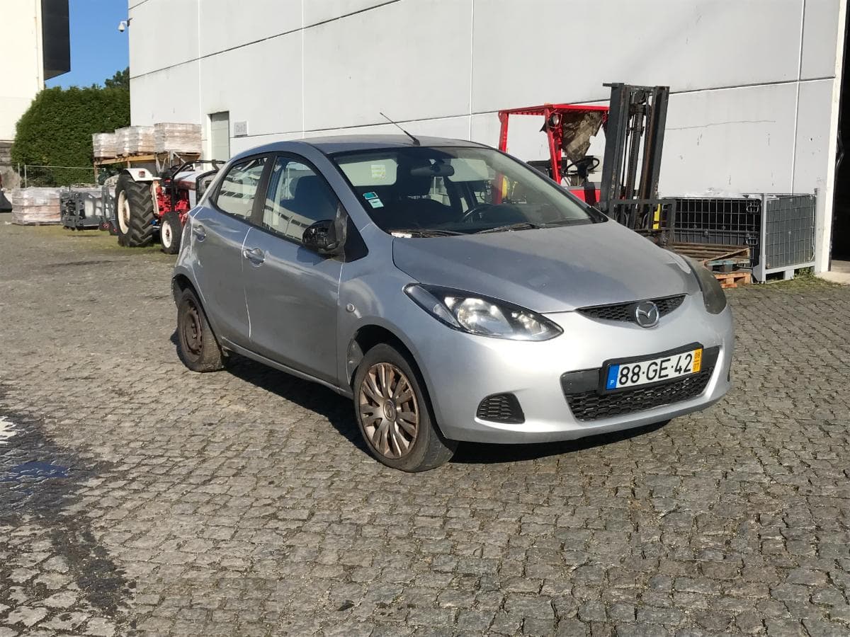 Mazda 2 · Ano 2008 — imagen 3