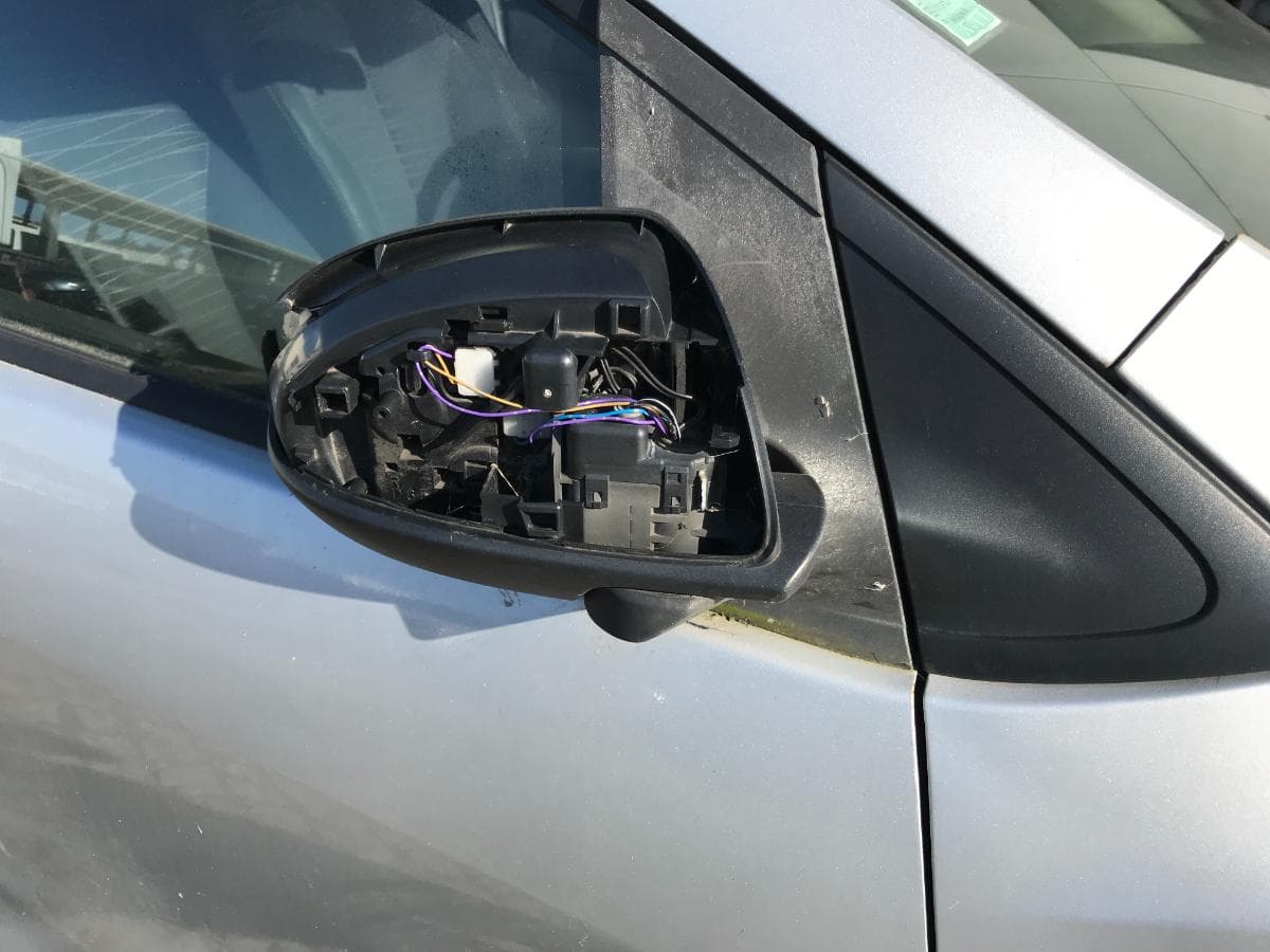 Mazda 2 · Ano 2008 — imagen 12