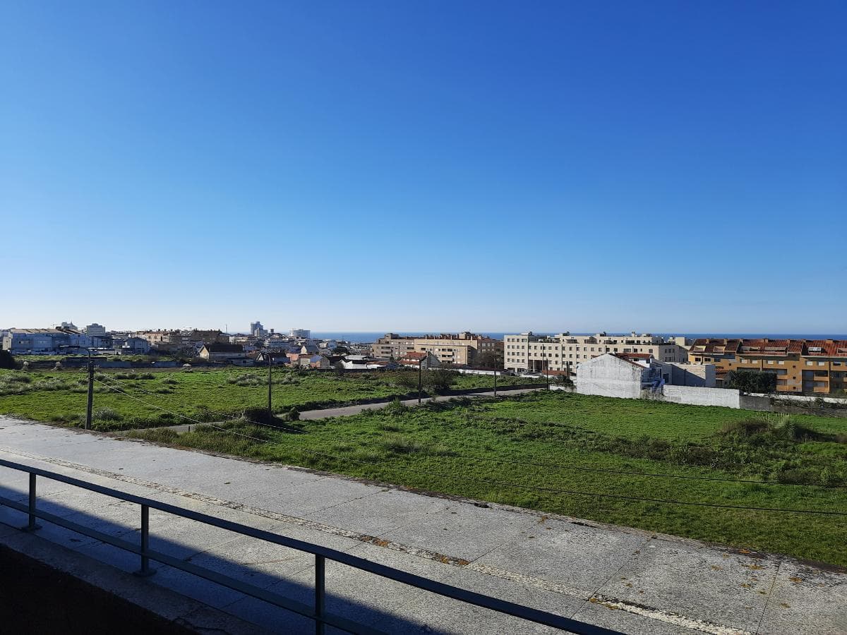 Apartamento T2 c/ Lugar de Garagem · Vila Nova de Gaia — image 21