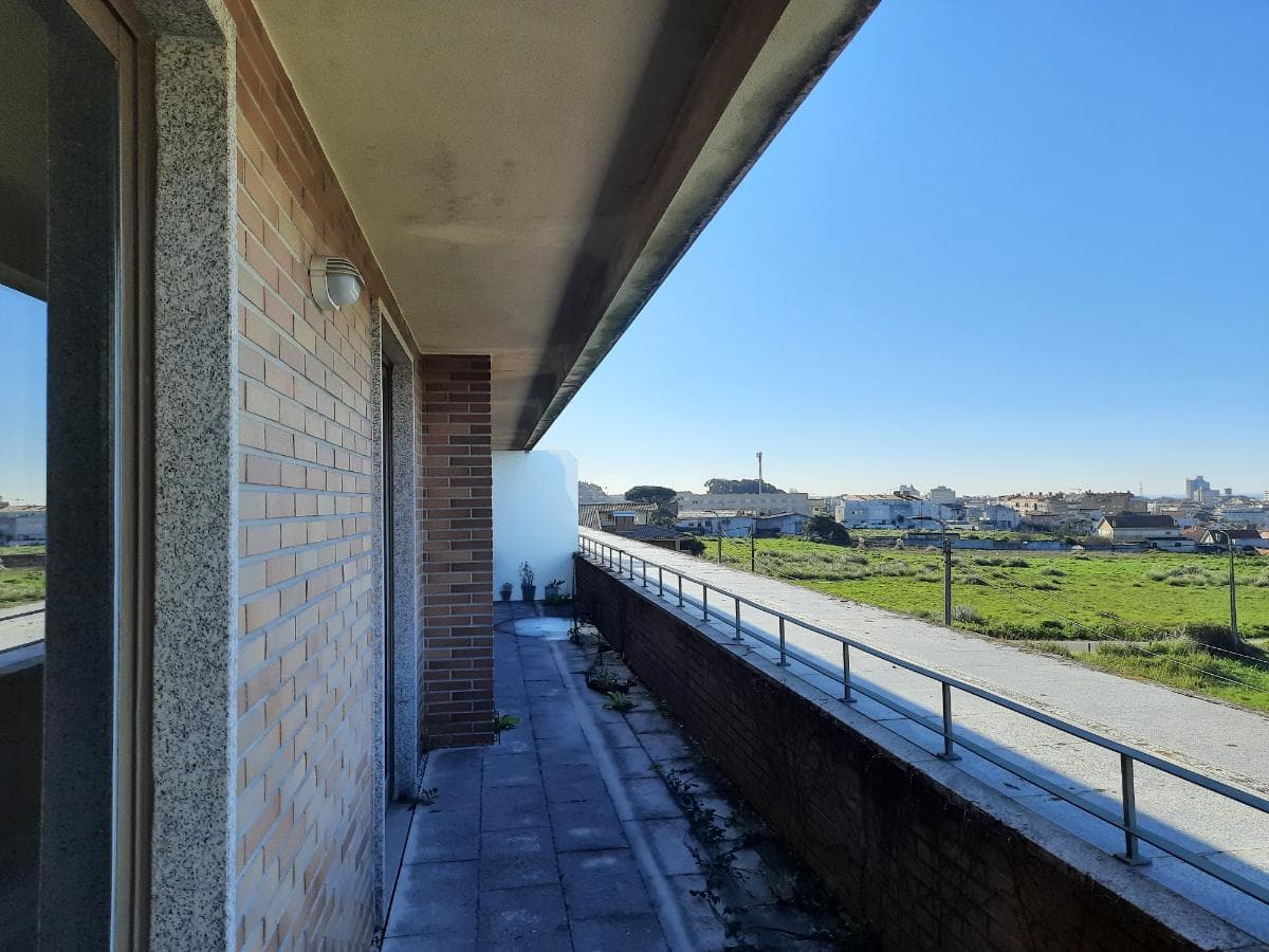 Apartamento T2 c/ Lugar de Garagem · Vila Nova de Gaia — image 23
