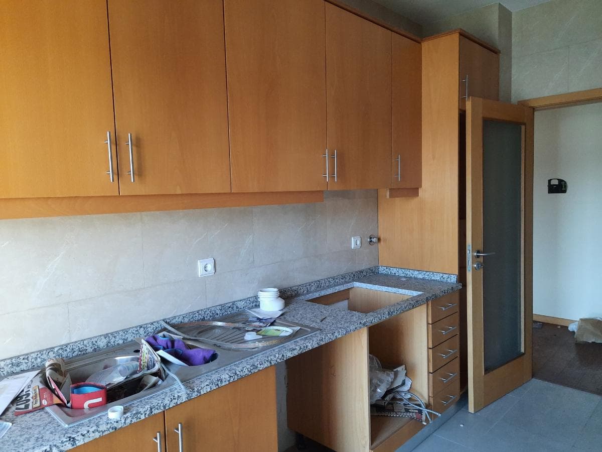 Apartamento T2 c/ Lugar de Garagem e Arrumos · Vila Nova de Gaia — image 7