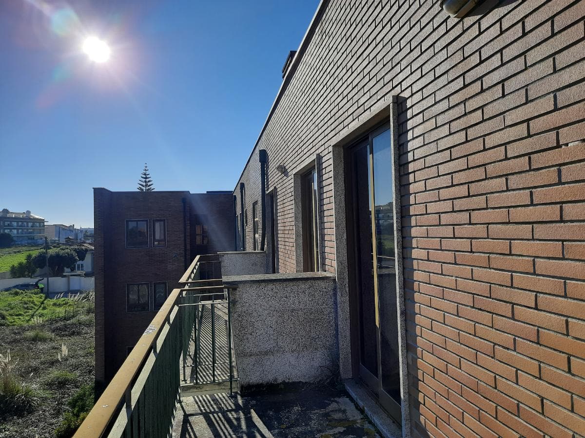 Apartamento T2 c/ Lugar de Garagem e Arrumos · Vila Nova de Gaia — image 17
