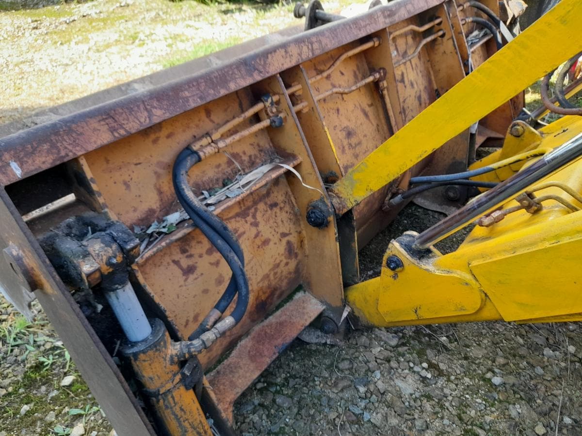 Retroescavadora Case 580 G Lança extensivel — imagen 3