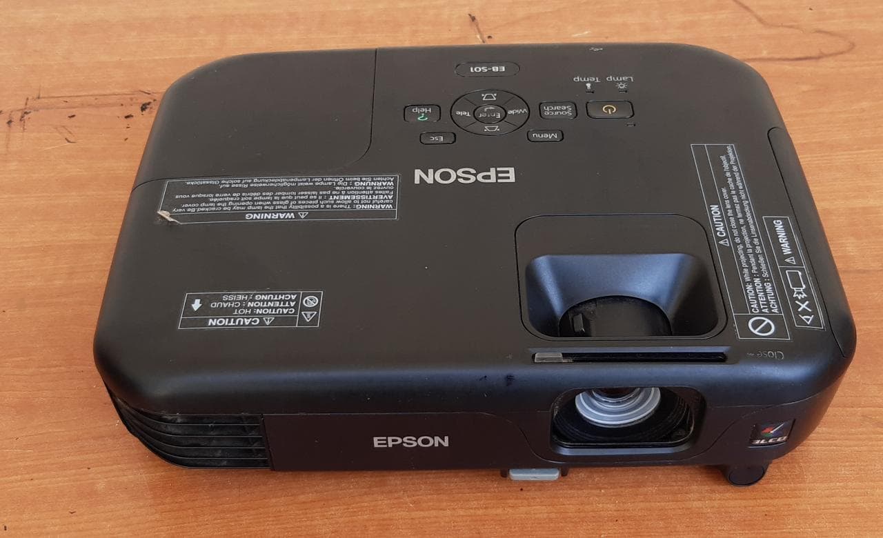 Projector EPSON H439B · — imagem 1