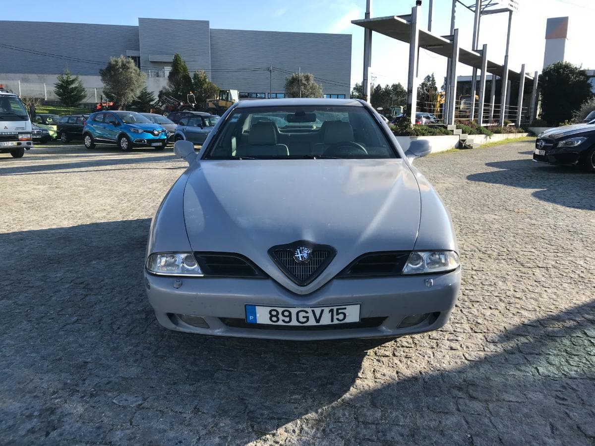 Alfa-Romeo 166 2.4 JTD · Ano 2002 — imagem 2