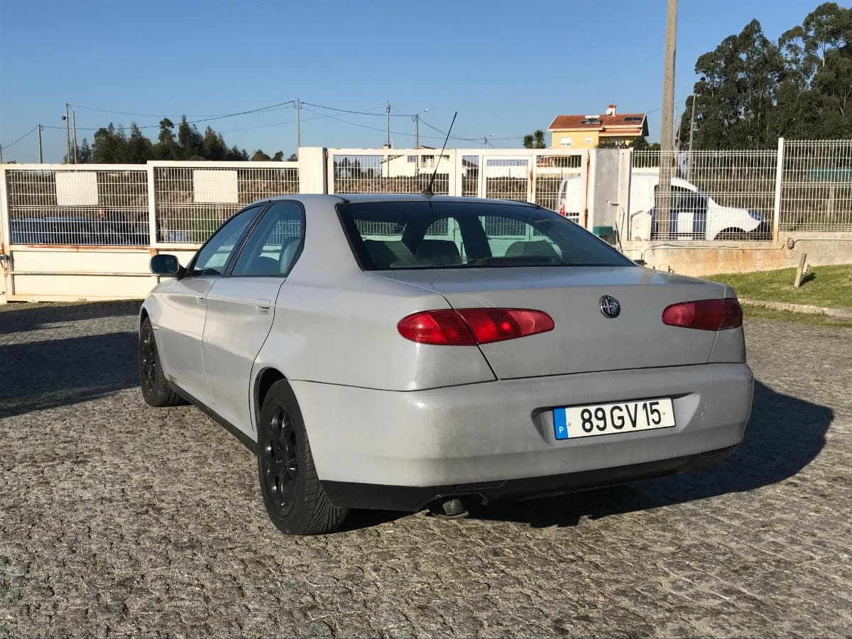 Alfa-Romeo 166 2.4 JTD · Ano 2002 — imagem 6