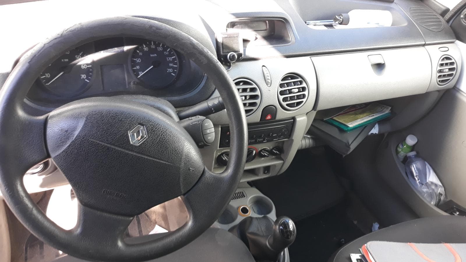 Renault Kangoo · Ano 2007 — imagem 7