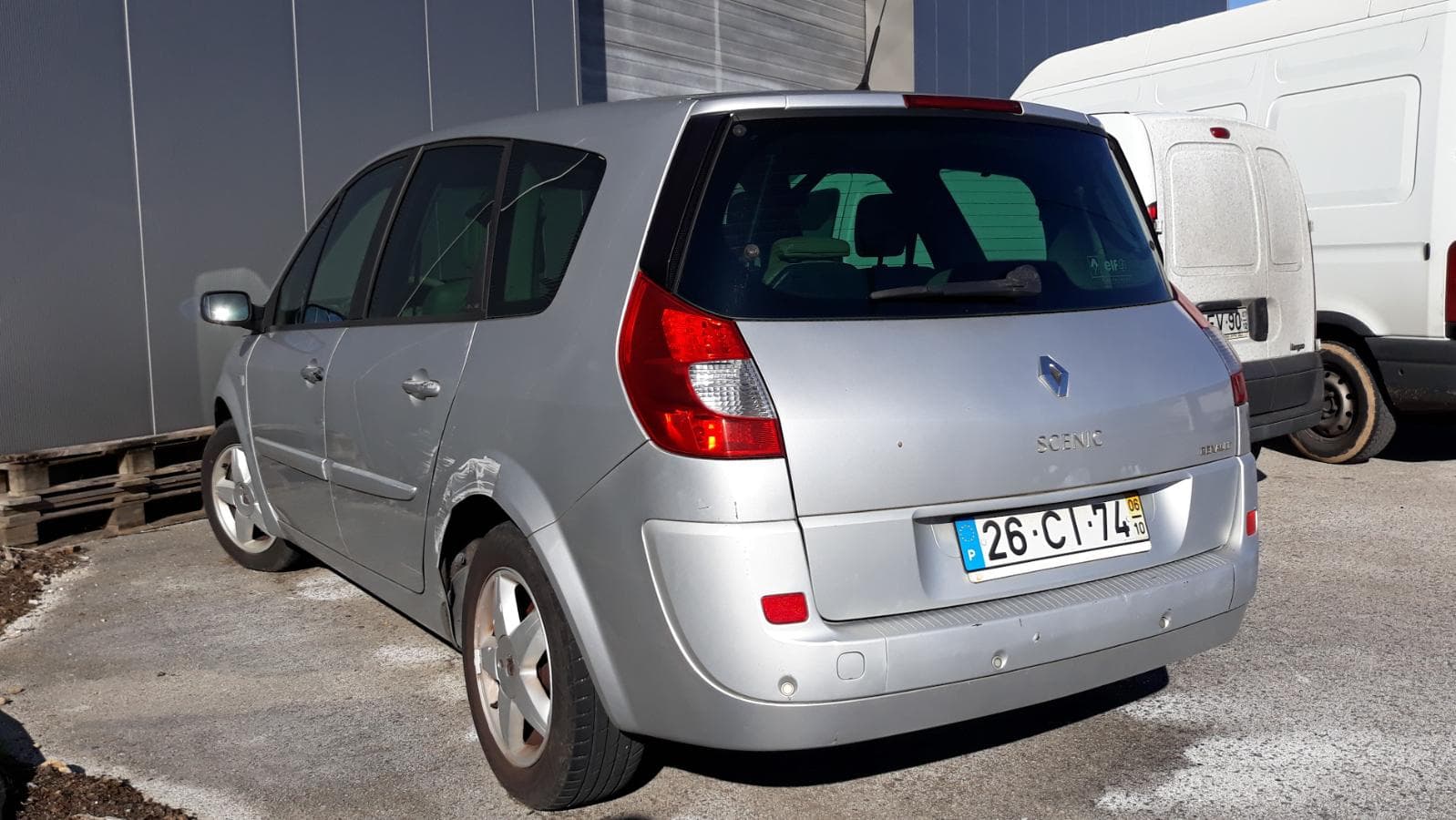 Renault Scenic · Ano 2006 — imagem 2
