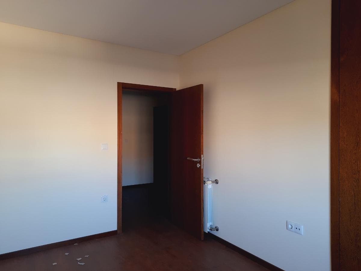 Apartamento T2 com Lugar de Garagem · Trofa — imagem 8