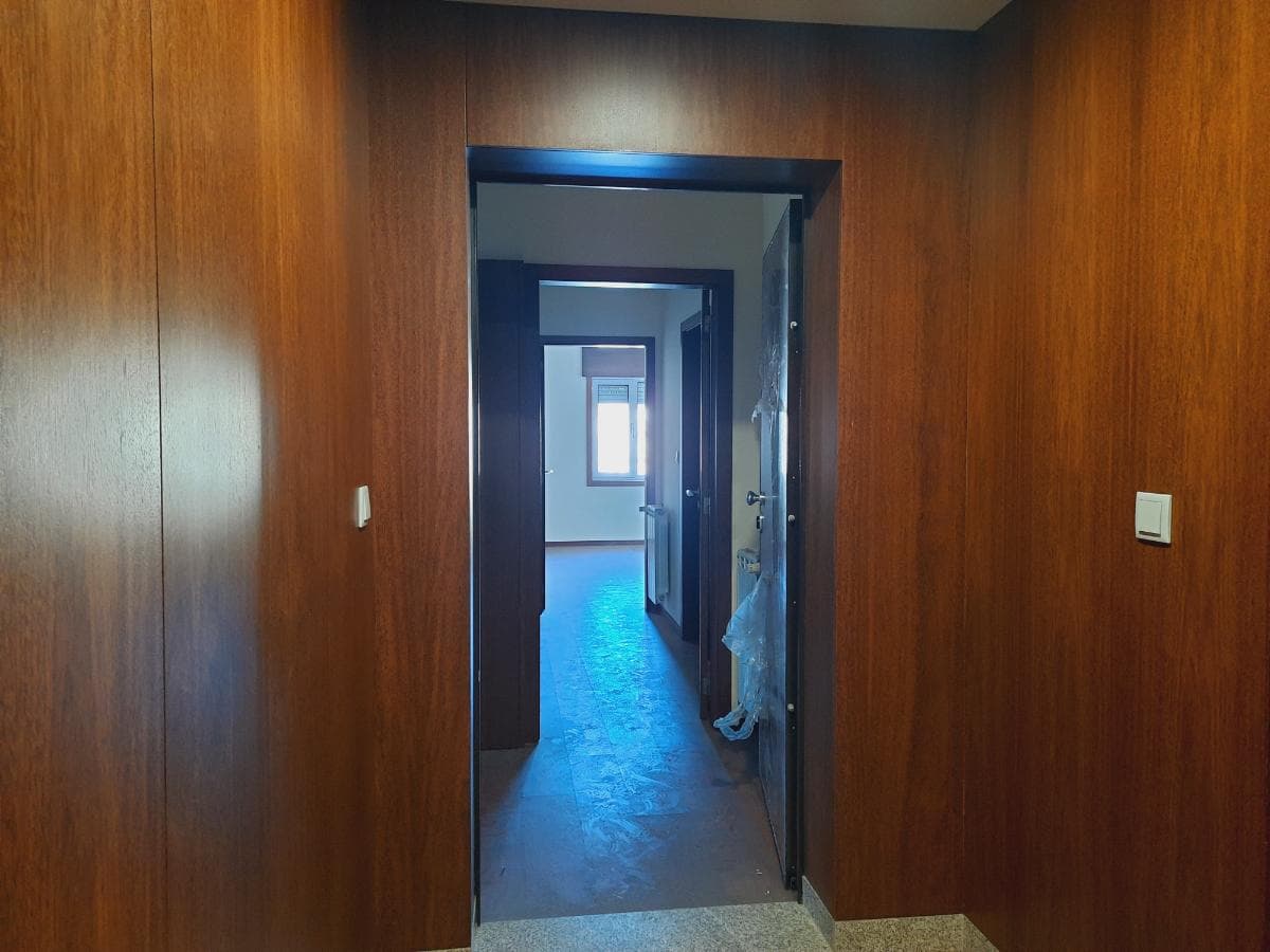 Apartamento T2 com Lugar de Garagem · Trofa — imagem 2