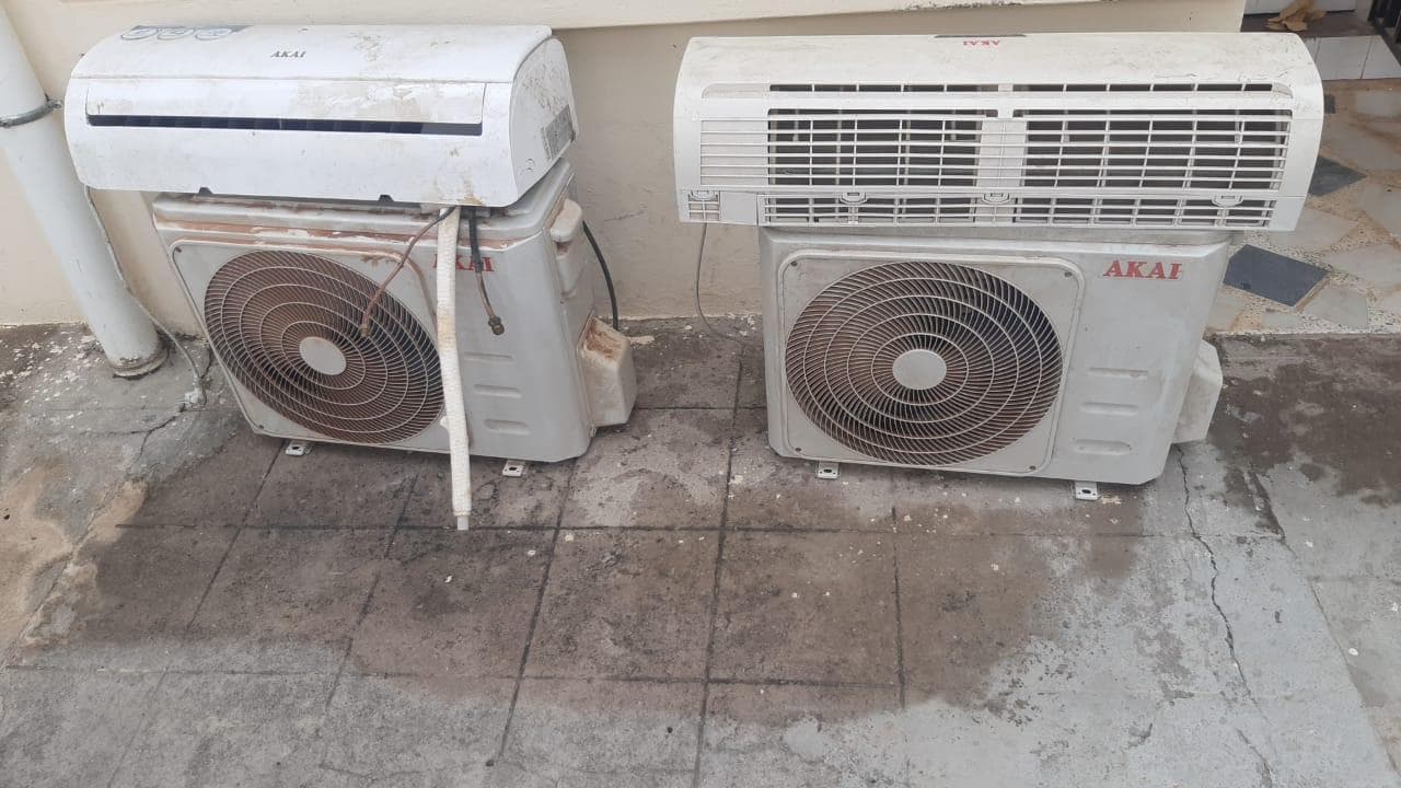 Ar condicionado ·