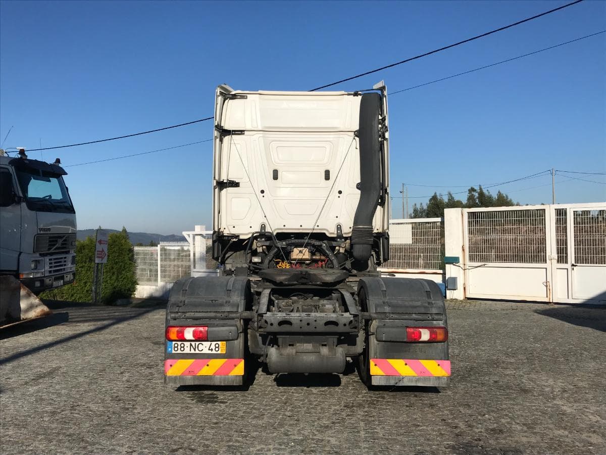 Mercedes-Benz Actros 1845 · Ano 2012 — imagem 5