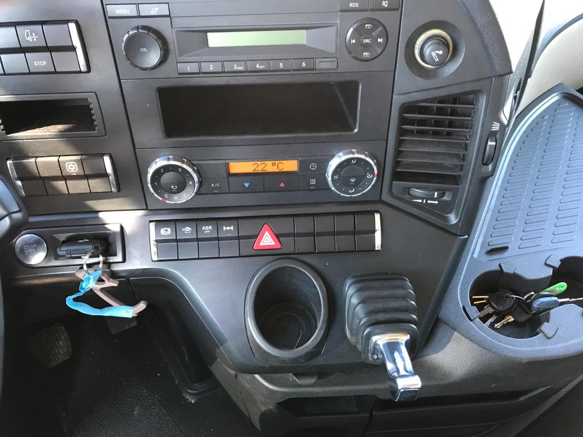 Mercedes-Benz Actros 1845 · Ano 2012 — imagem 19