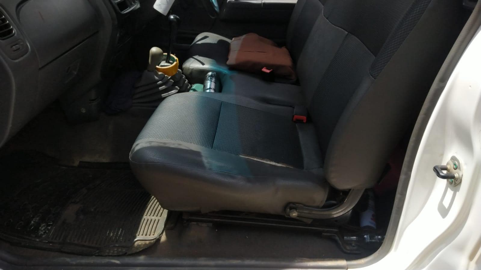 Nissan Hard Body NP300 · — image 4
