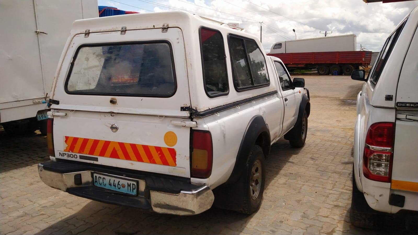Nissan Hard Body NP300 · — image 6