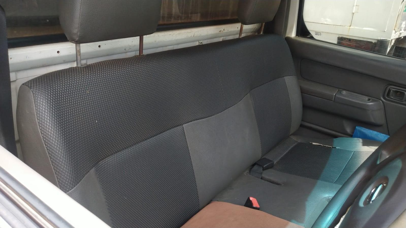 Nissan Hard Body NP300 · — image 7