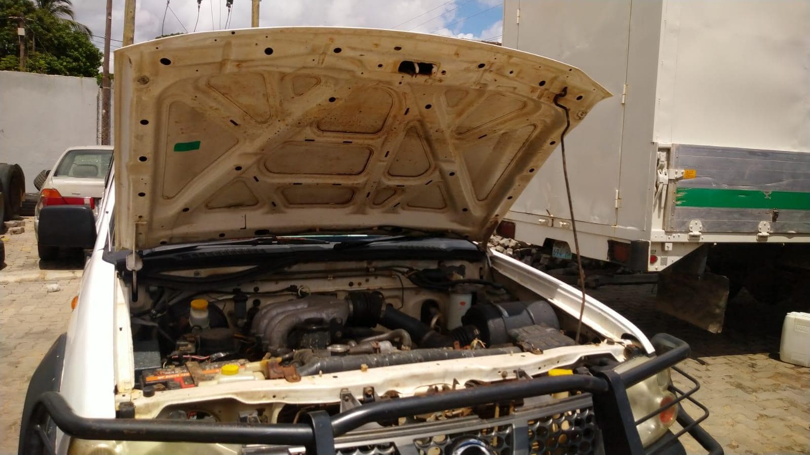 Nissan Hard Body NP300 · — image 10
