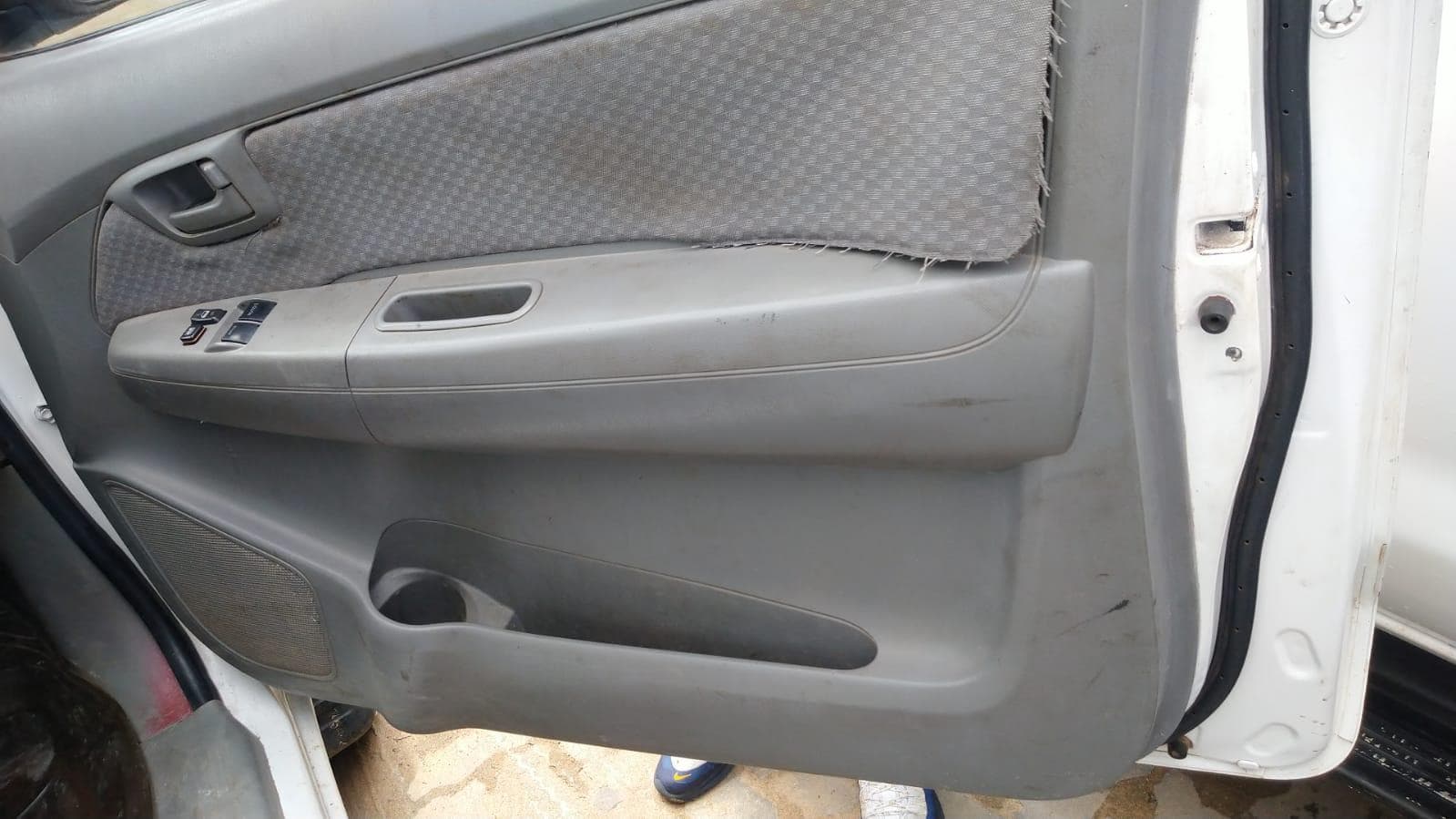 Toyota Hilux · — image 9