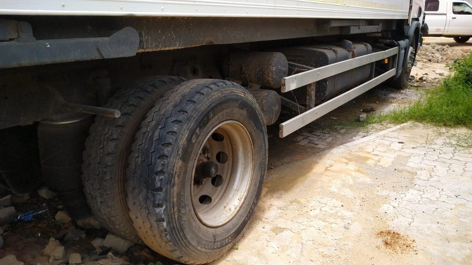 SCANIA 97D 260 · — imagen 19