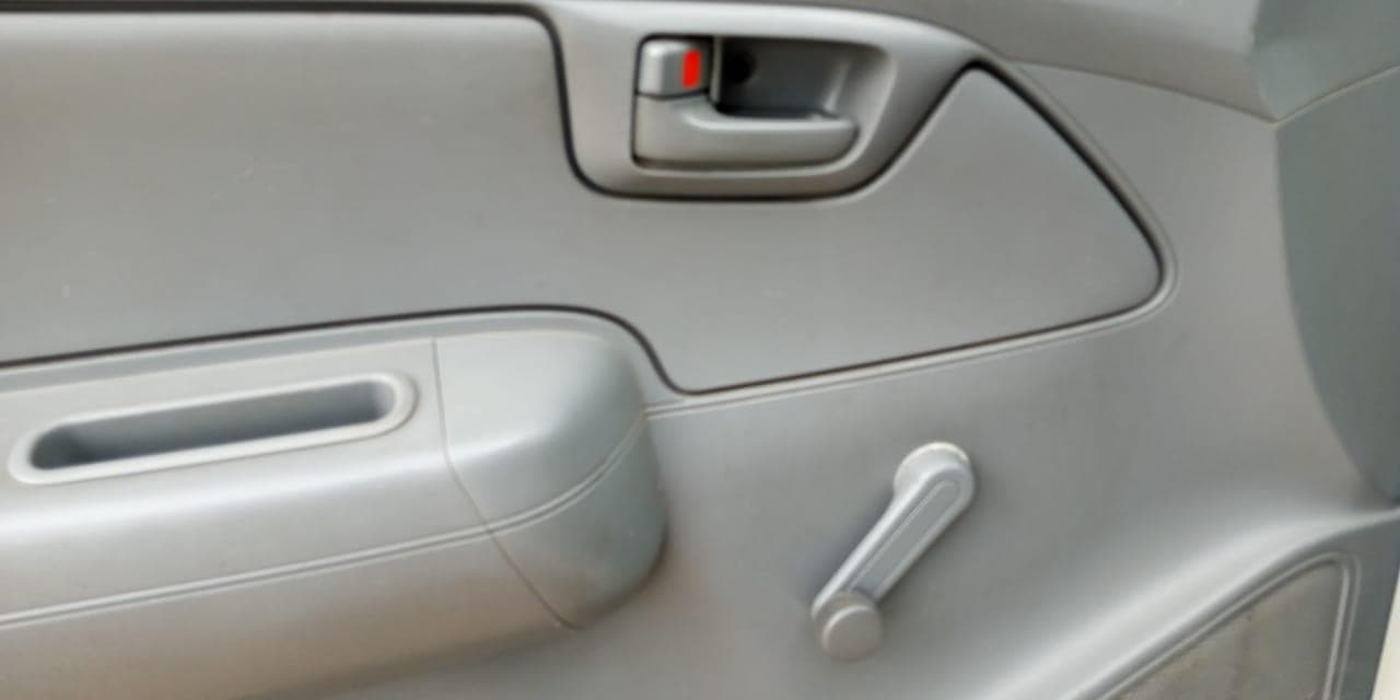 Toyota Hilux · — image 5
