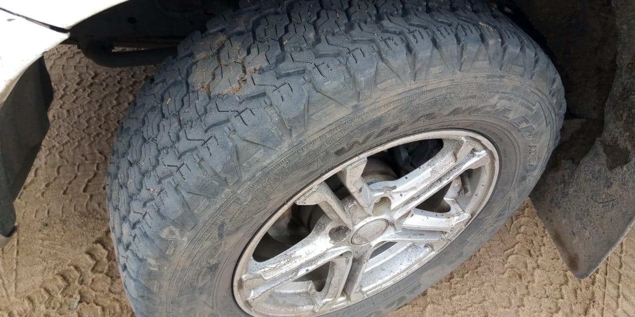 Toyota Hilux · — image 7