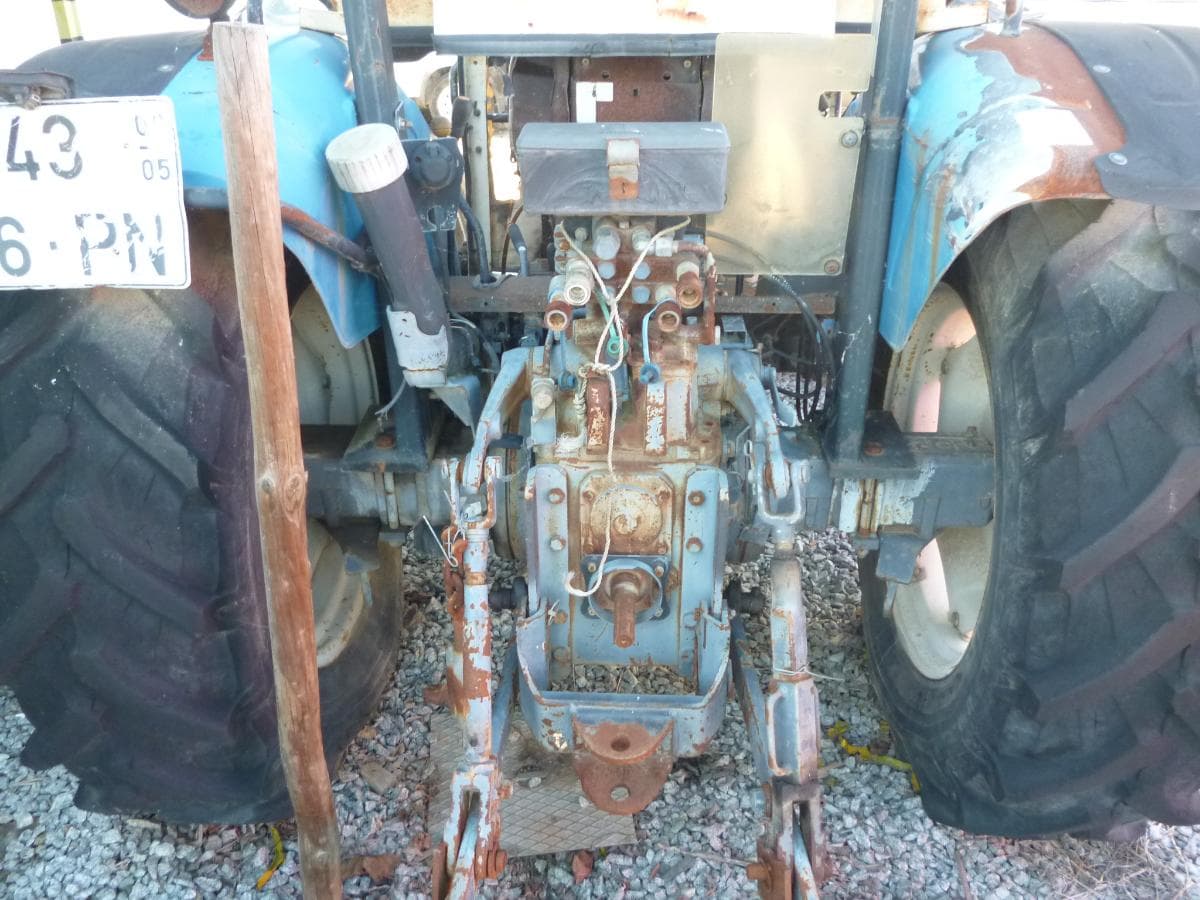 Bedford NKR + Trator NEW HOLLAND TN 55 + Reboque com cuba em inox — imagen 22