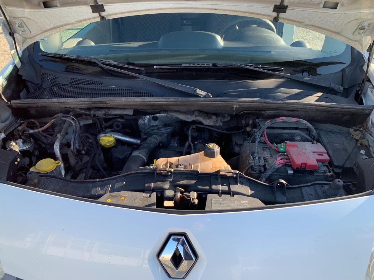 Renault Kangoo 1.5 DCI · Ano 2009 — imagen 8
