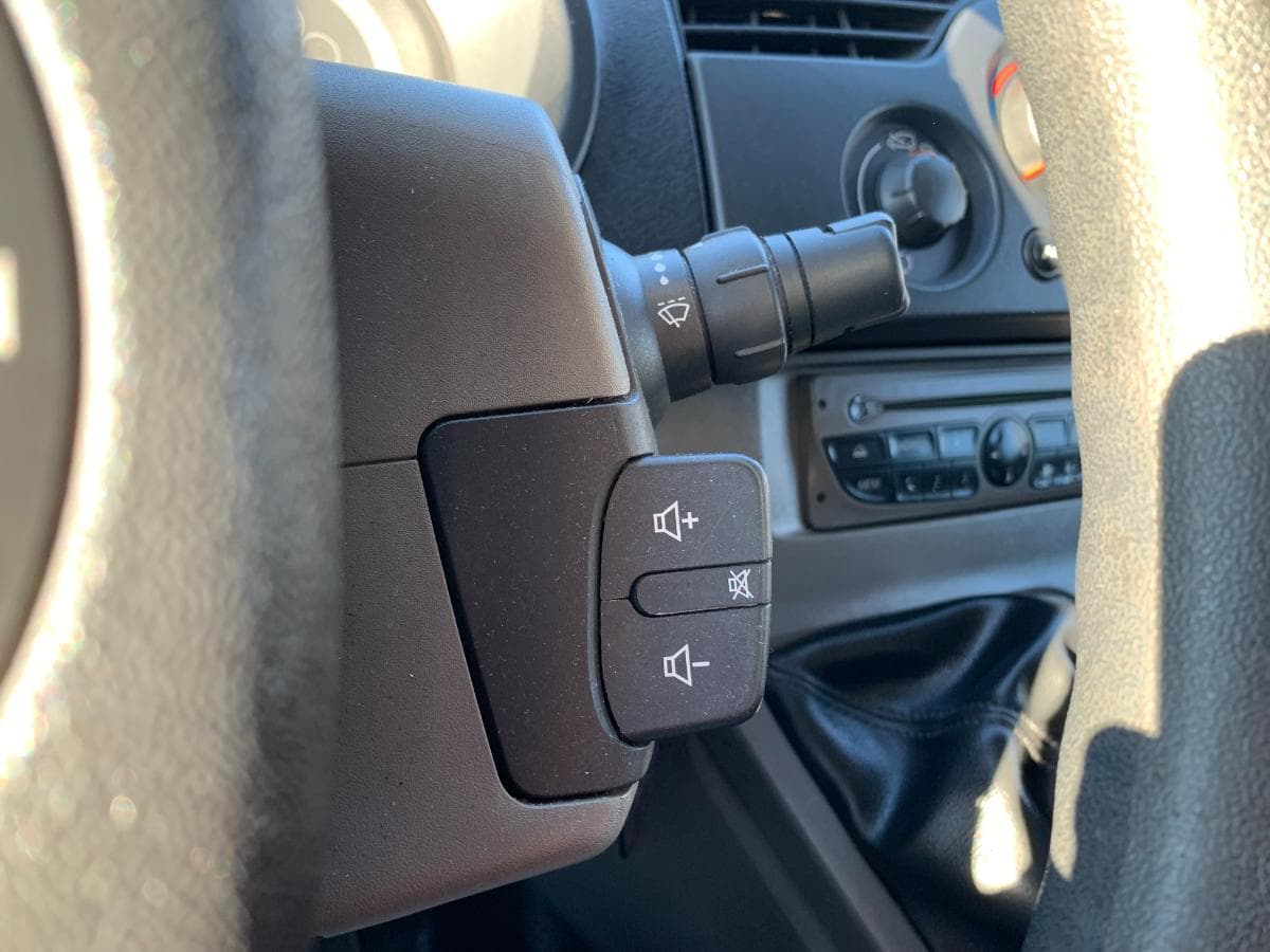 Renault Kangoo 1.5 DCI · Ano 2009 — imagen 7